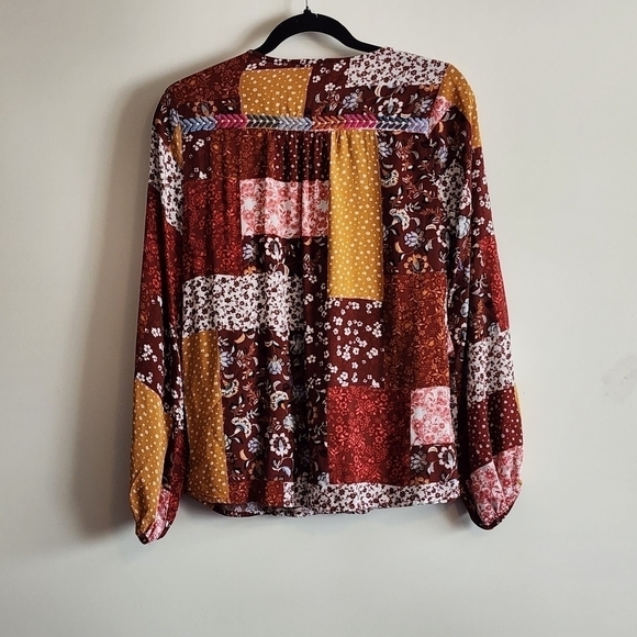 Savanna Jane longsleeve blouse - Picture 2 of 4